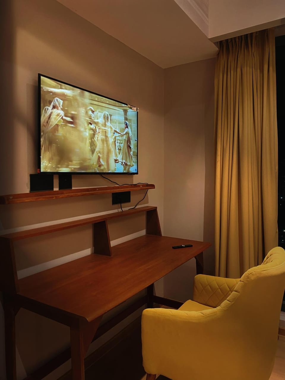 Communal lounge/ TV room, TV and multimedia, Evening entertainment