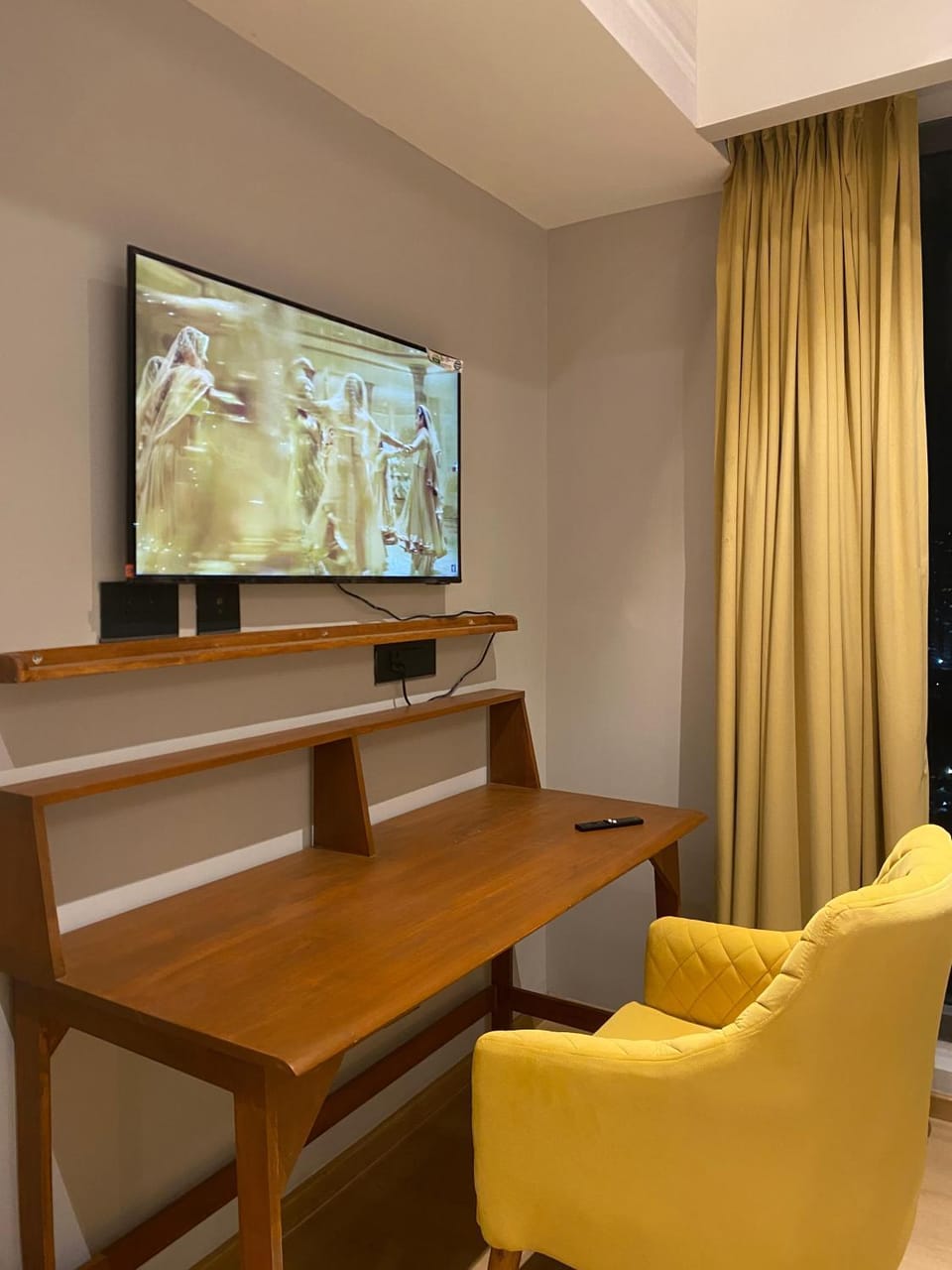 Communal lounge/ TV room, TV and multimedia, Evening entertainment