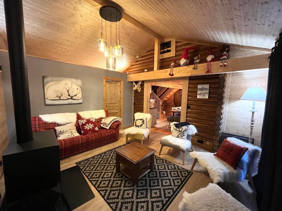 Pistes proches,salon repas 45 m2, 2SDB, 2WC Chalet in Bolquère