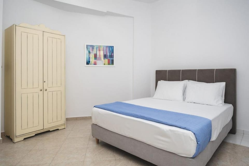 Alkara Square House in Naxos