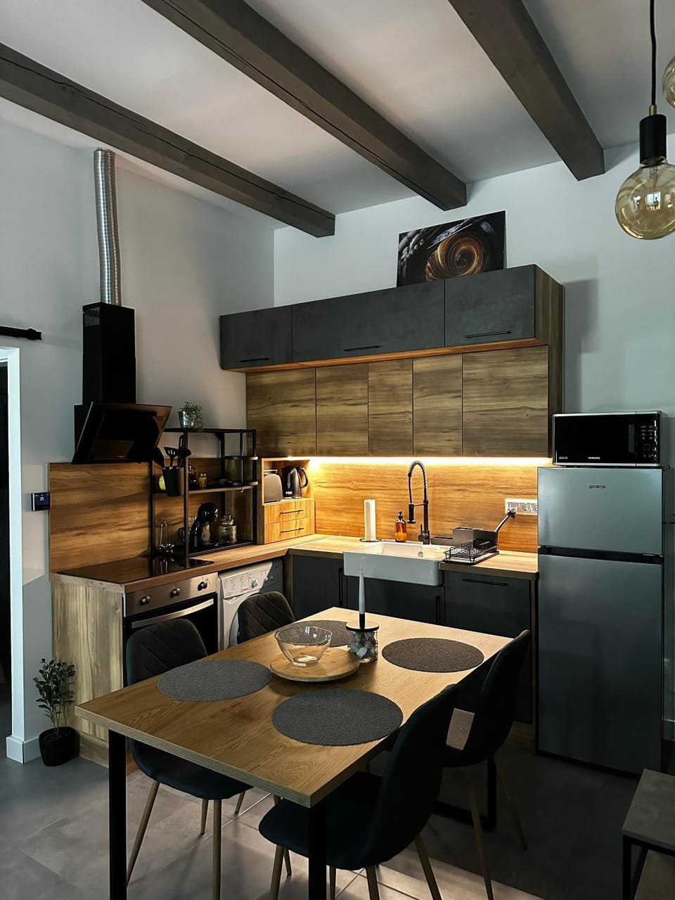 Kitchen or kitchenette