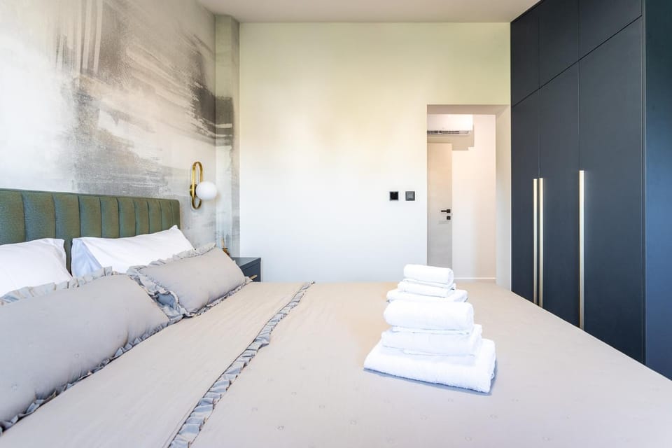 B luxury apt near beach w big terrace & sea view Apartment in Šibenik-Knin County, Croatia
