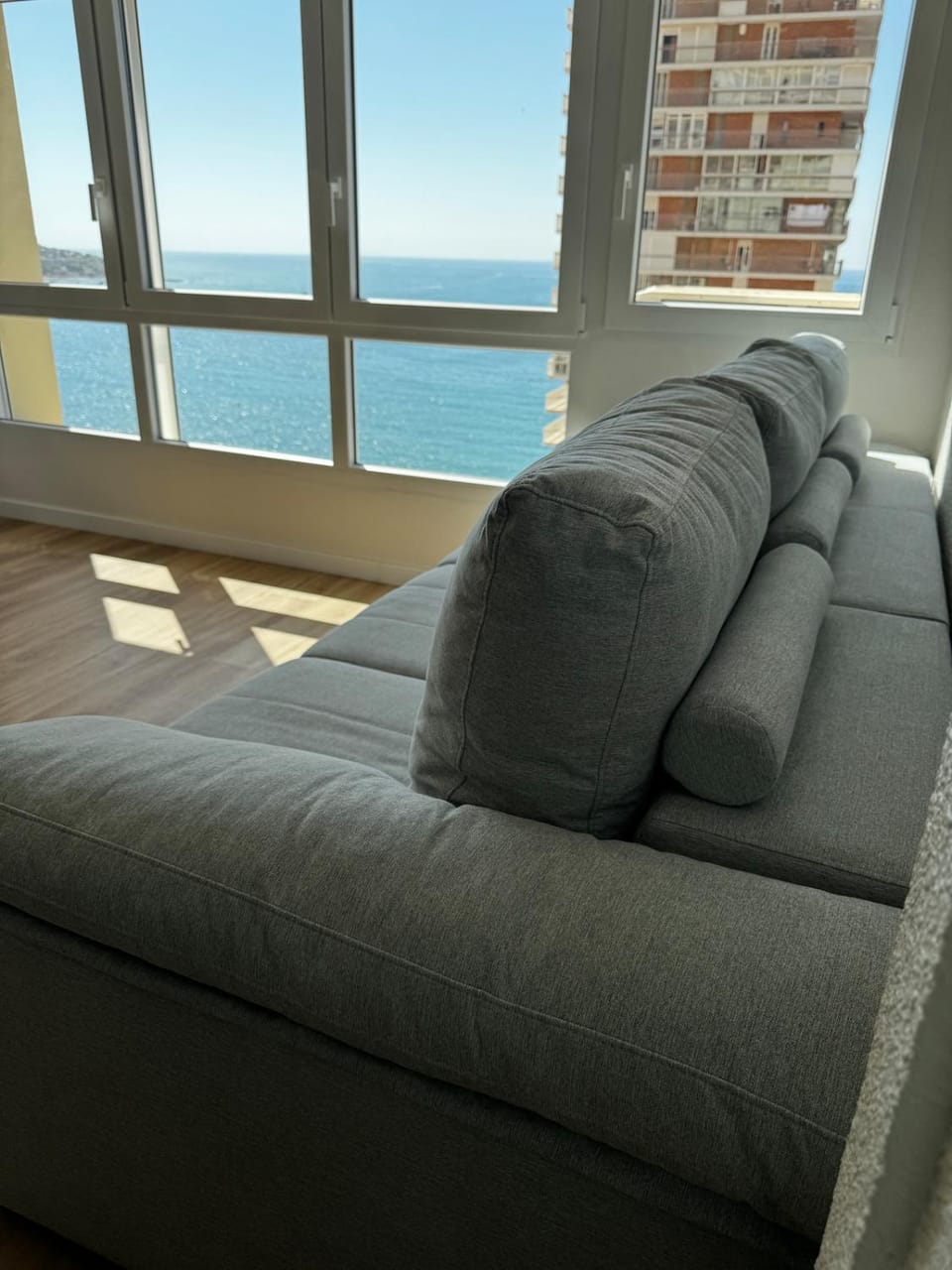 Apartamento nuevo frente al mar en Alicante Apartment in Alicante