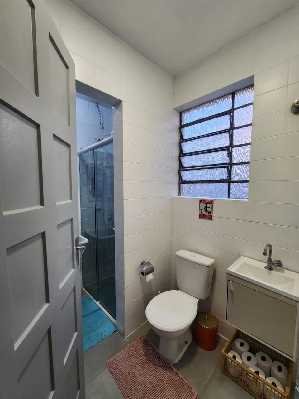 Quarto no coracao da cidade entre batel, merces e centro Excelente localizacao Luxury tent in Curitiba