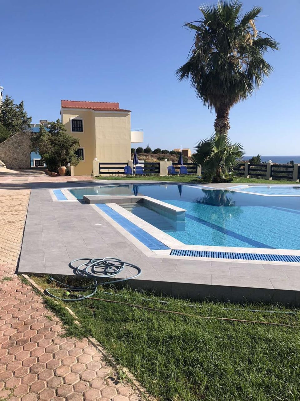 Garden, Swimming pool