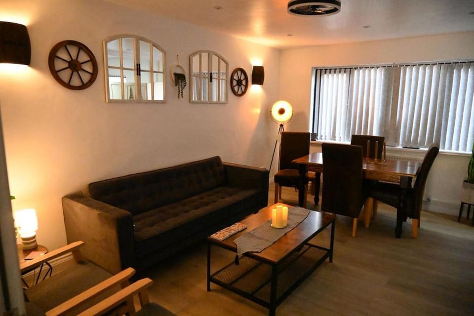 Watermead Retreat Bungalow House in Leicester