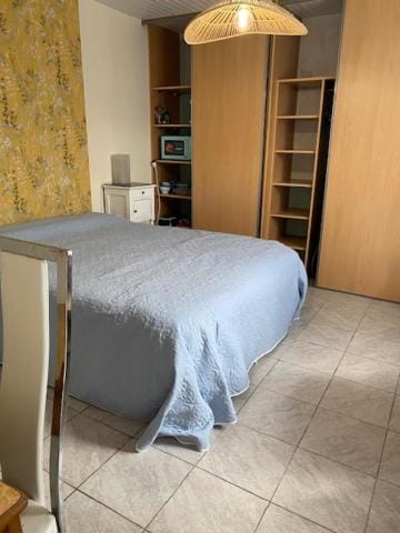 La maison bleue Bed and Breakfast in Nouvelle-Aquitaine