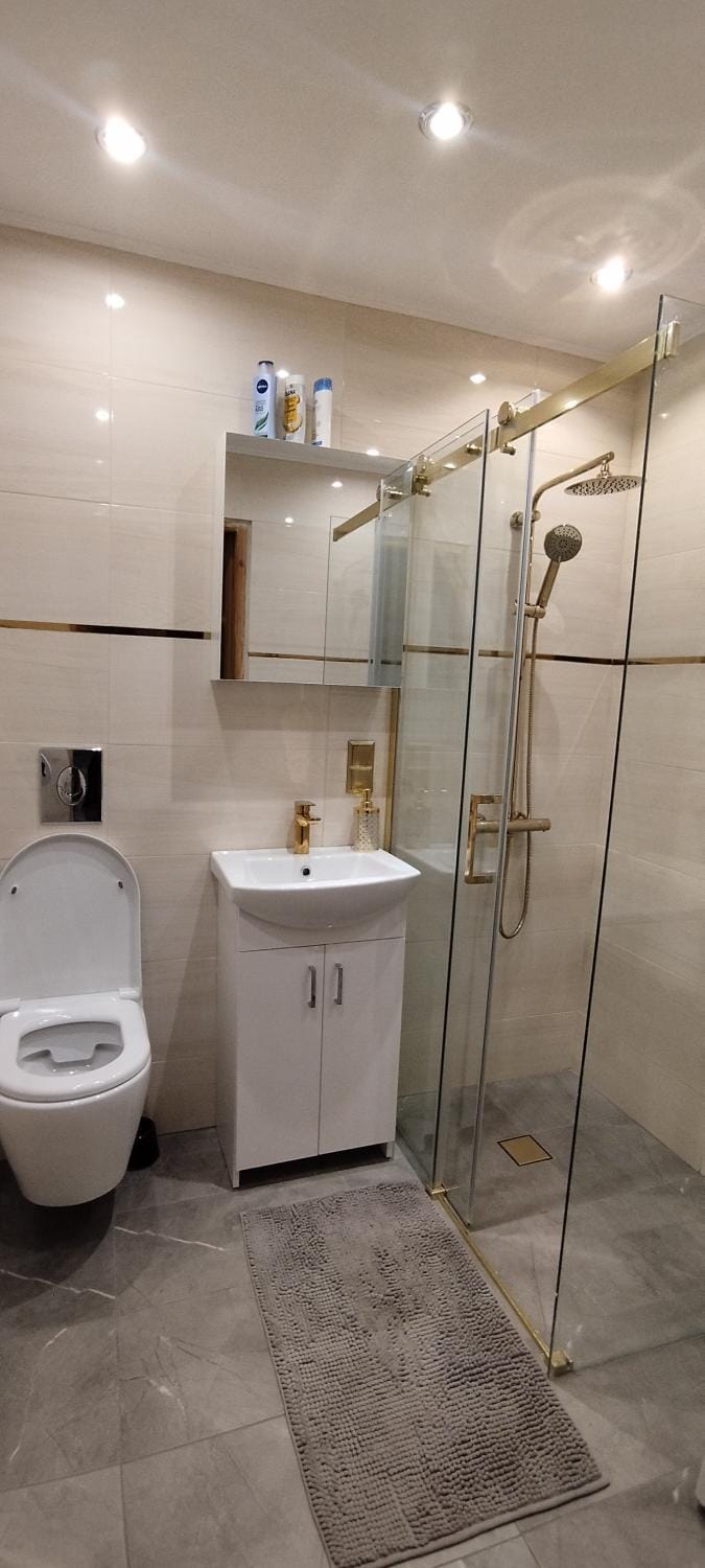Shower, Toilet, Bathroom