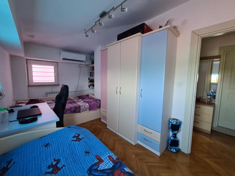 Bed, Bedroom, wardrobe