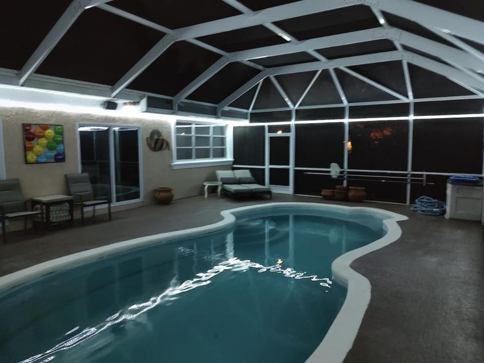 TheTotal Florida life style heated pool 5 bedrooms House in Punta Gorda