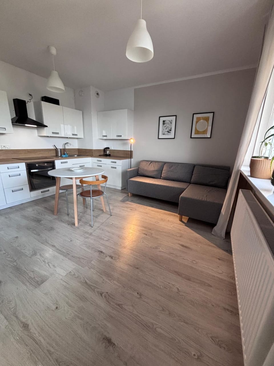 Oliwkowy Apartament Hennela Apartment in Warsaw