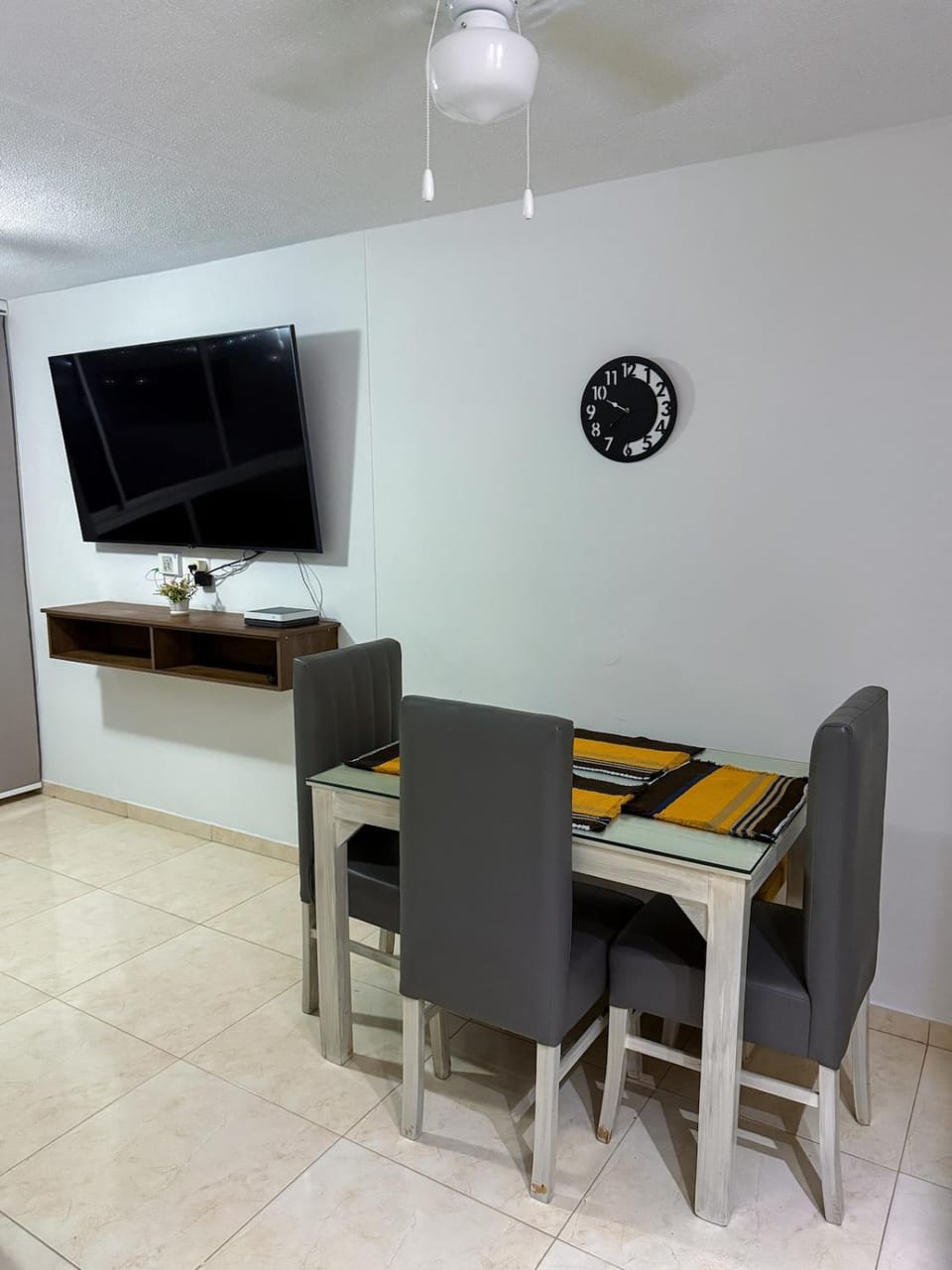 Apartamento cerca a centros comerciales y aeropuerto Apartment in Cúcuta