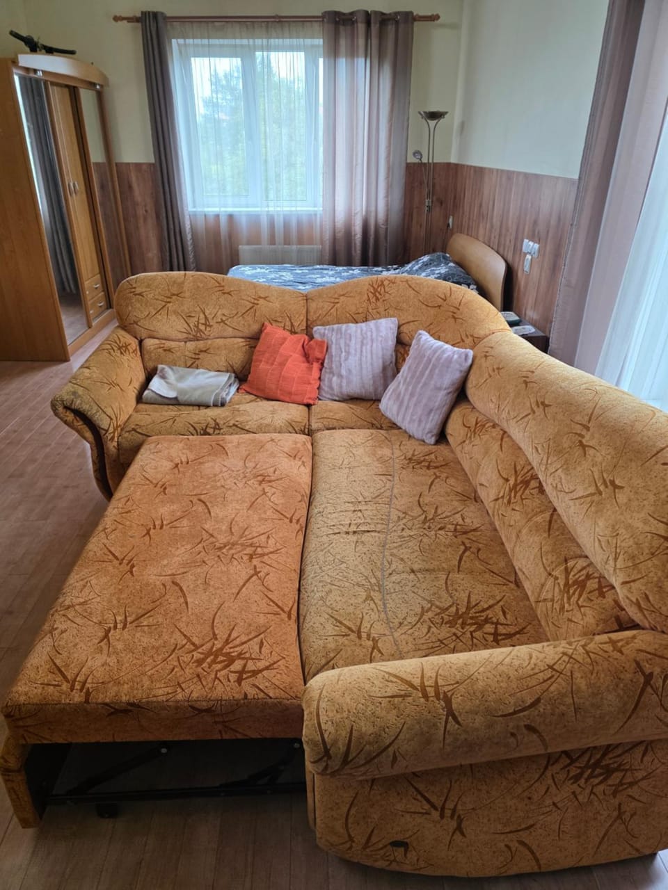 Photo of the whole room