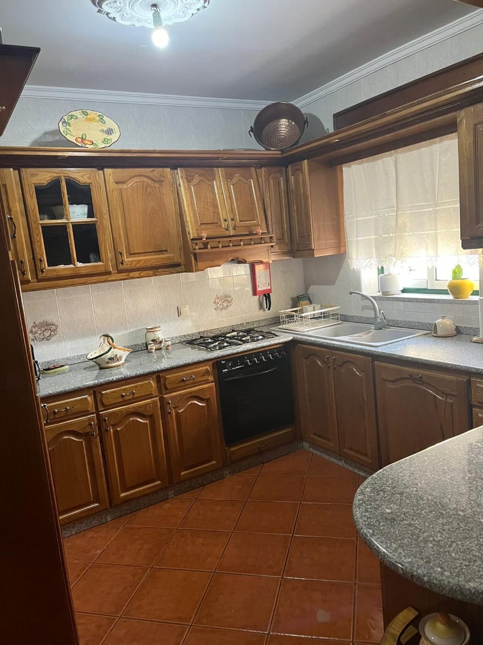 Kitchen or kitchenette, pet friendly, stove