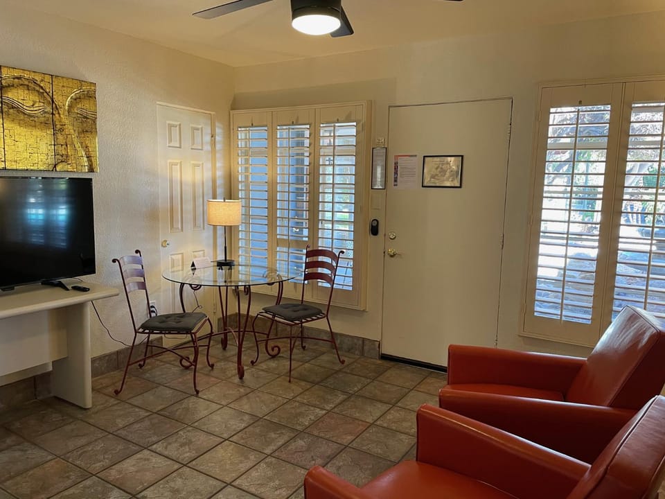 Desert Paradise - A Men's Clothing Optional Resort Hotel in Palm Springs