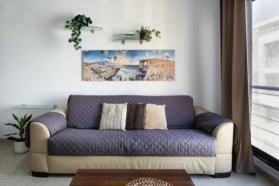 Stylish 2BDR Apartment in Sliema Apartment in Sliema