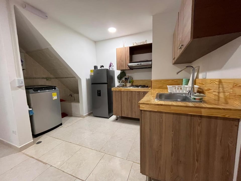 Kitchen or kitchenette, dishwasher
