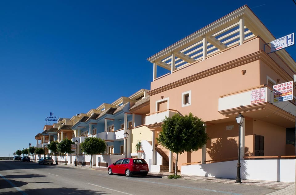Property building, Facade/entrance