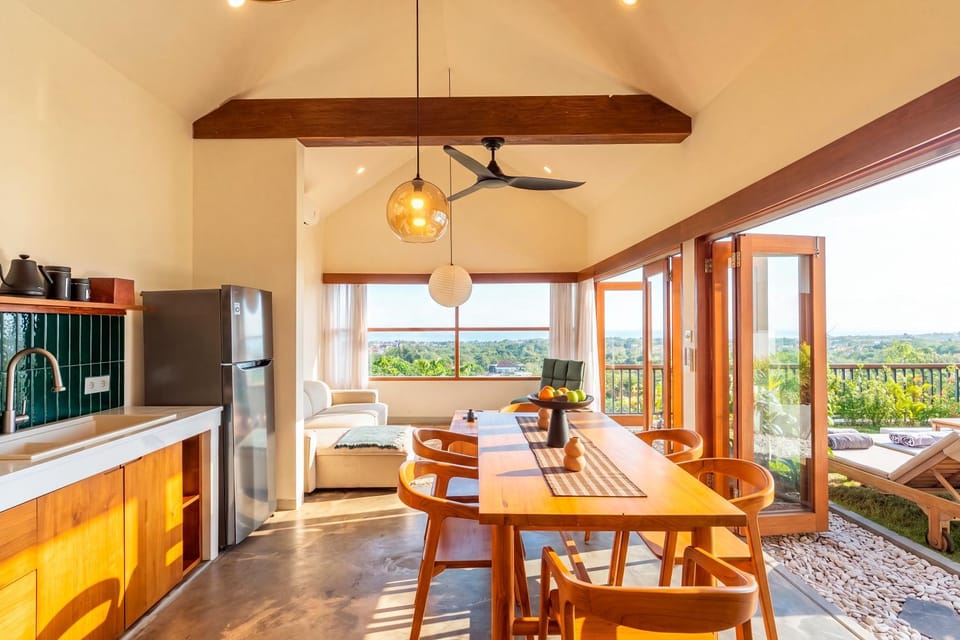 Angin Laut Uluwatu - 2BDR Villa with Ocean View Villa in Bali