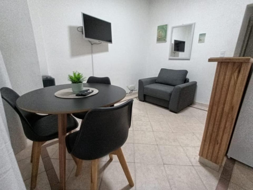 Dpto zona Güemes 2 amb con balcón Apartment in Mar del Plata