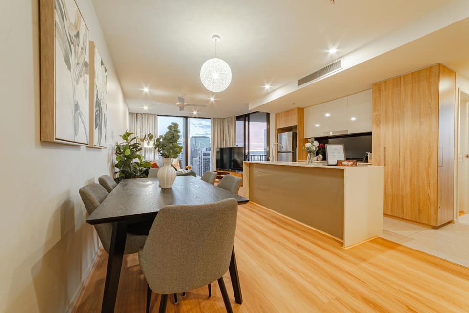 Living room, Dining area