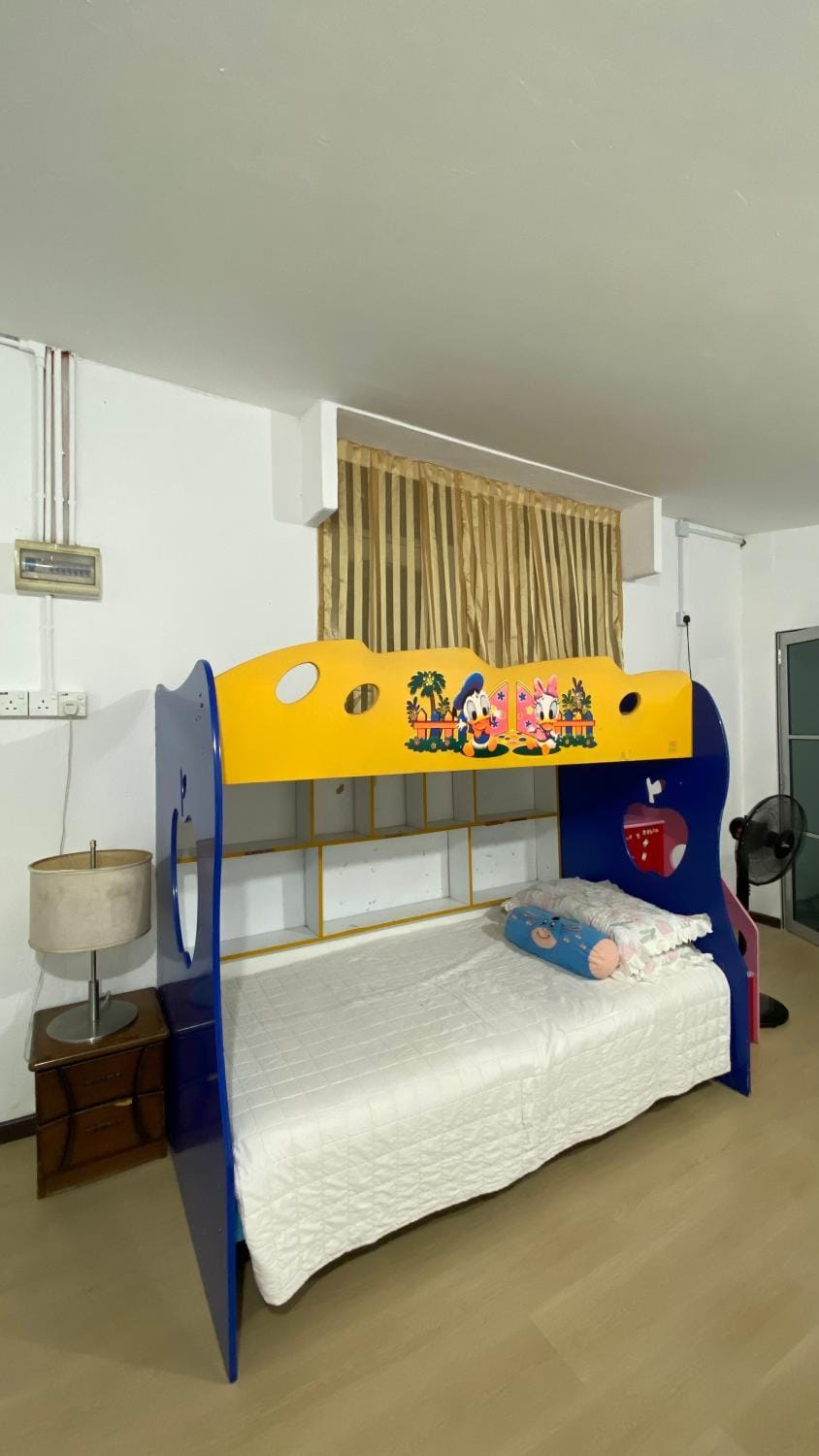 Roomstay Tok Ma 3 Kg Kubang Ikan Chendering Kuala Terengganu Vacation rental in Terengganu, Malaysia