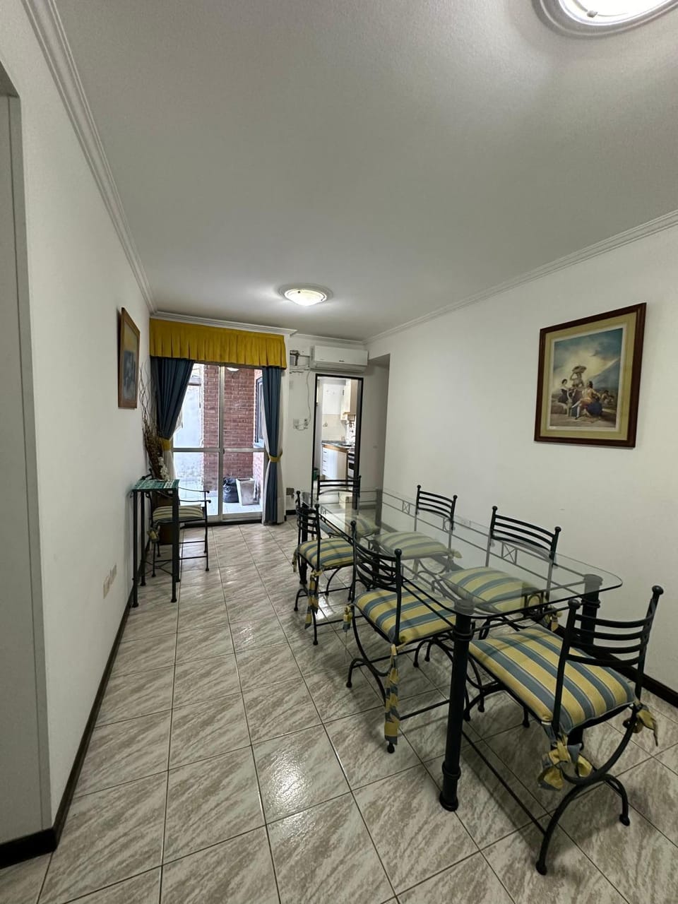Departamento céntrico amplio con cochera incluida Apartment in Santa Fe