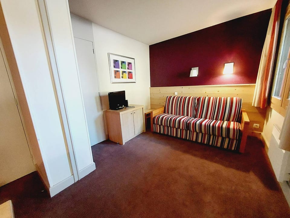 Confort et charme avec accès piscine à La Plagne - FR-1-351-265 Apartment in Mâcot-la-Plagne