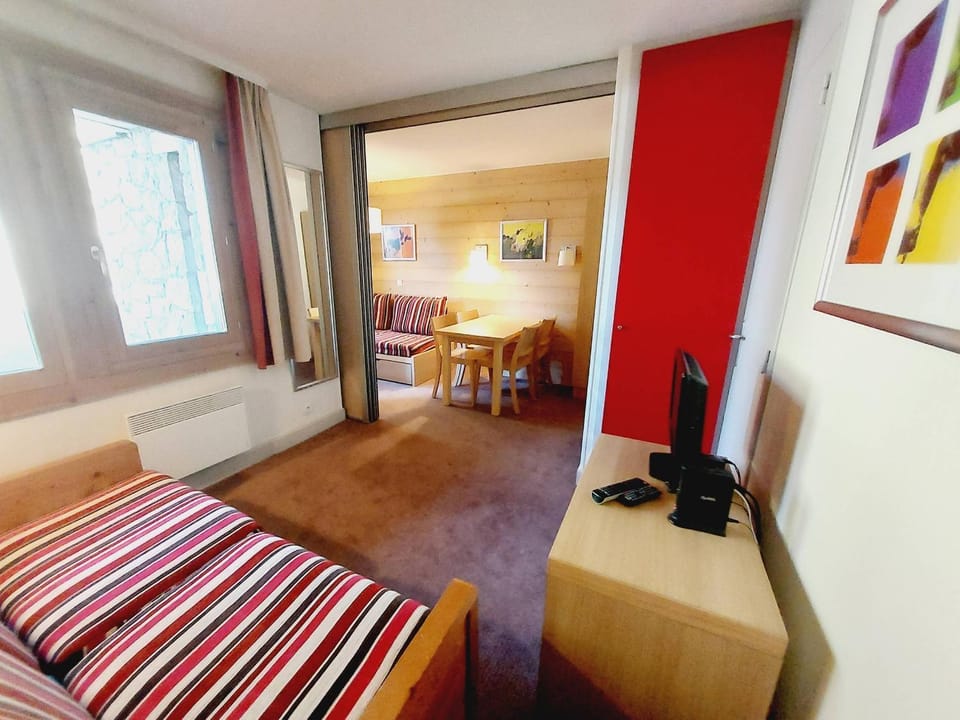 Confort et charme avec accès piscine à La Plagne - FR-1-351-265 Apartment in Mâcot-la-Plagne