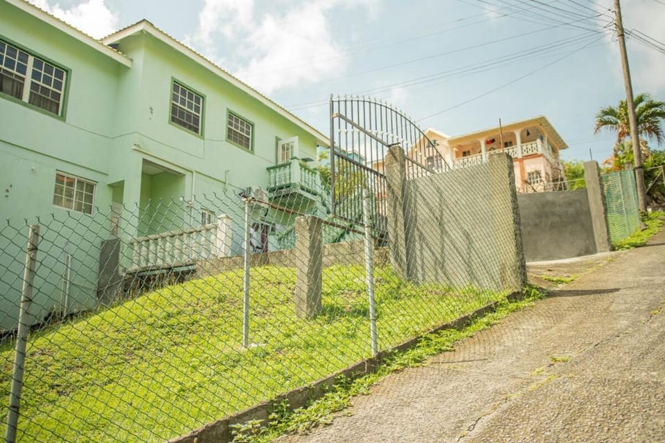 Property building, Day, Neighbourhood, Street view