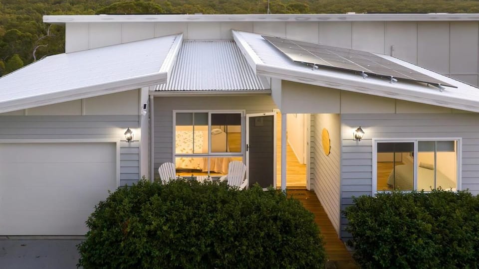 Dora's Place - 3 BR Family Home - 5 Min to Beach House in Agnes Water