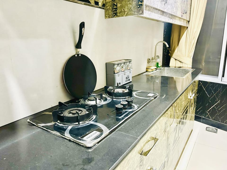 Crown Inn Apartment in Punjab
