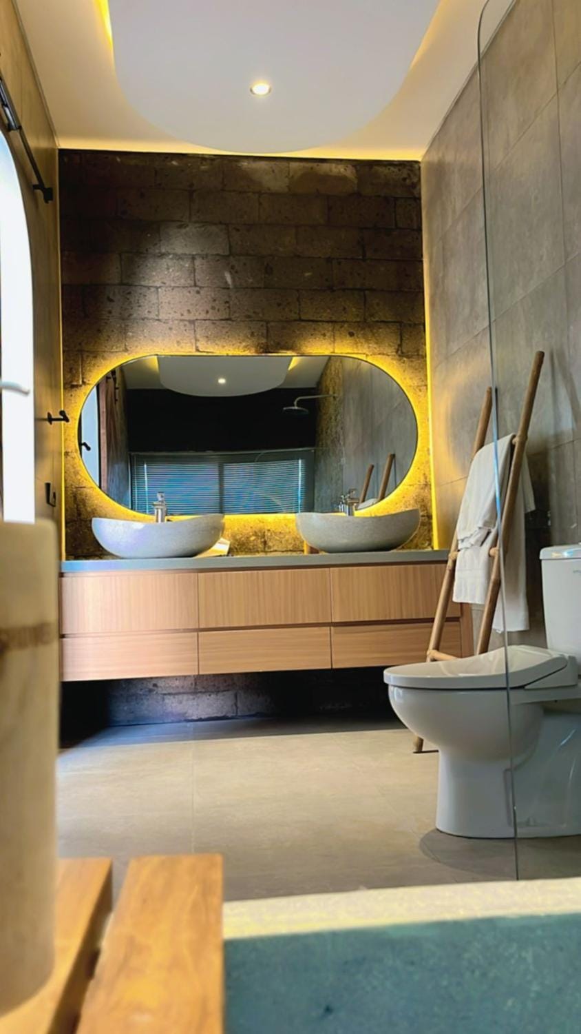 Toilet, Bathroom