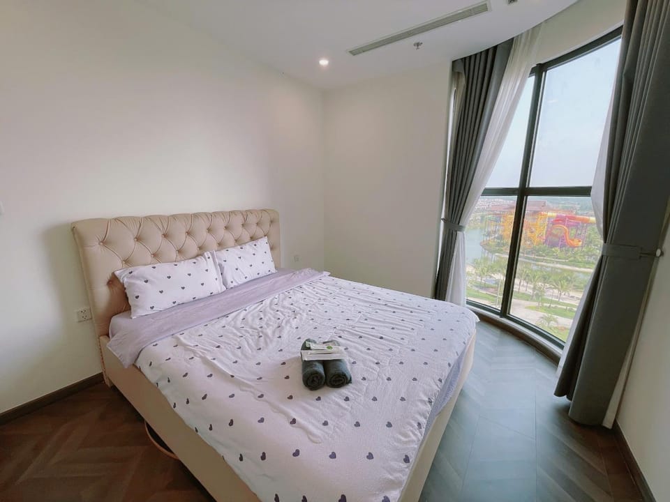Phong Linh Homestay 30 apartments Vinhomes Grand Park Apartment in Ho Chi Minh City