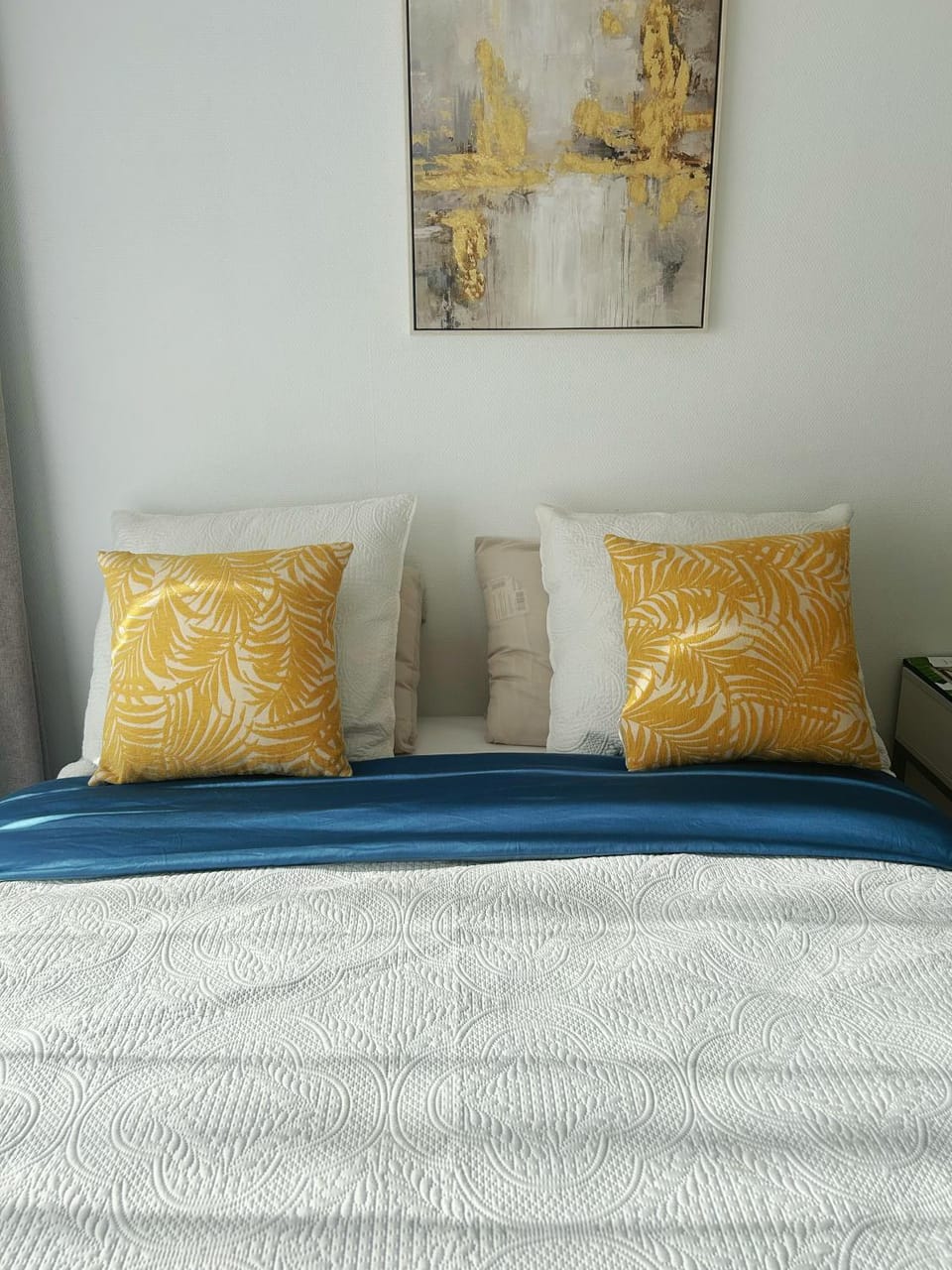 SUNNY Studio 2 steps from metro Apartment in Paris