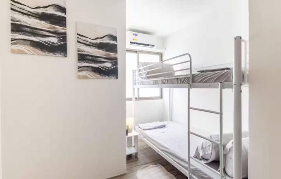 The Homey Horizon 3BR Stay with Pool Access Apartment in Iloilo City