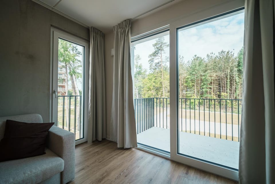 View (from property/room), Balcony/Terrace, Living room, Photo of the whole room, Seating area, Bedroom