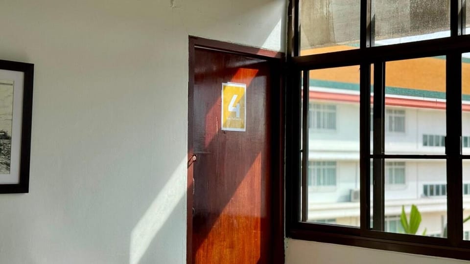 Baan PadSeeEw - Rooftop Riverview 4th floor Apartment in Bangkok