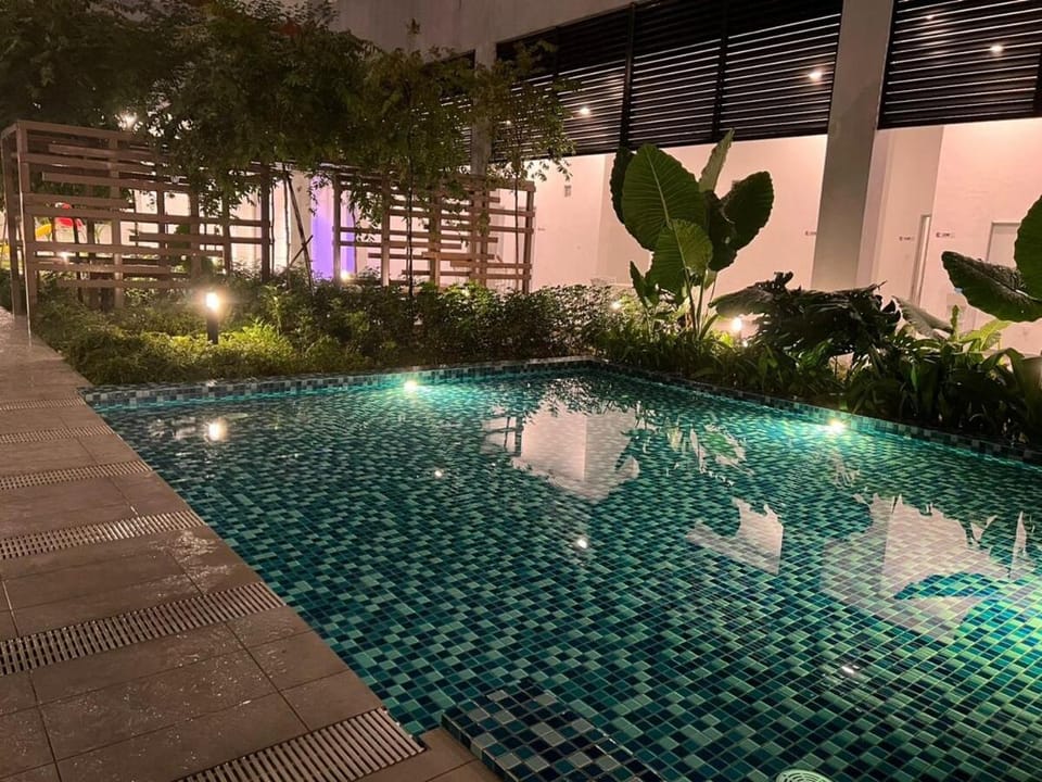 Relax Dreamy Staycation with Parking & Wi-Fi - MSuite at Bandar Manjalara, Near Desa ParkCity, Arkadia & Eateries Apartment in Petaling Jaya