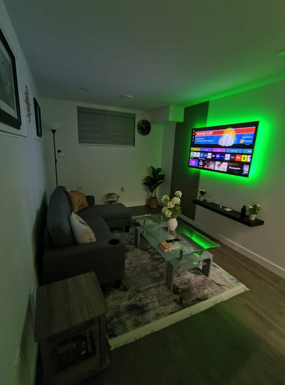TV and multimedia, Living room, Seating area