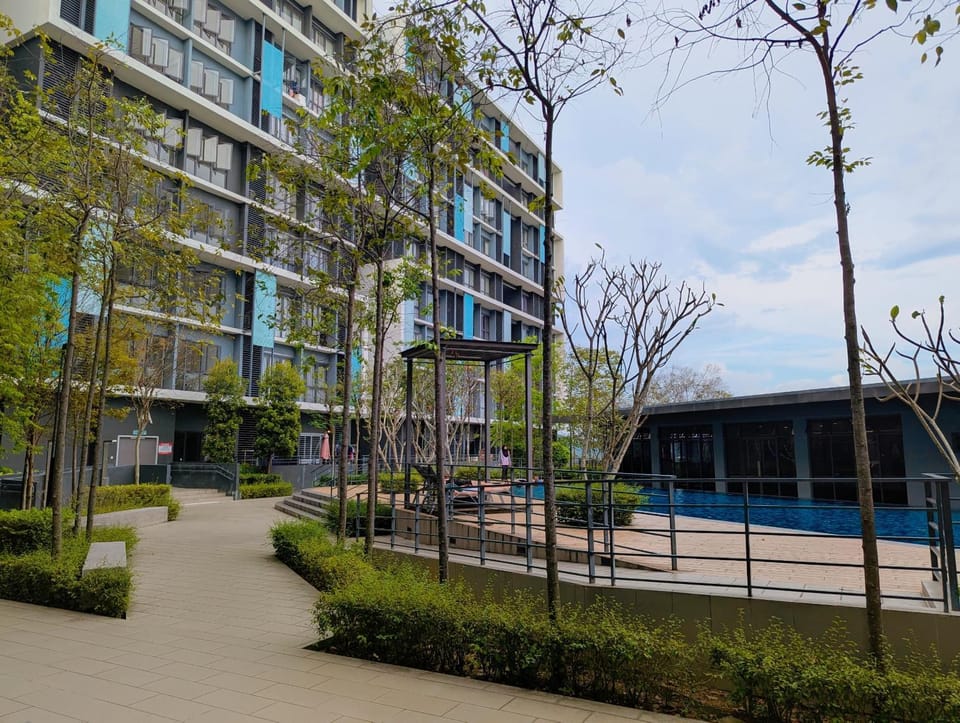 Family Homestay Near KLIA Airport Apartment in Selangor, Malaysia