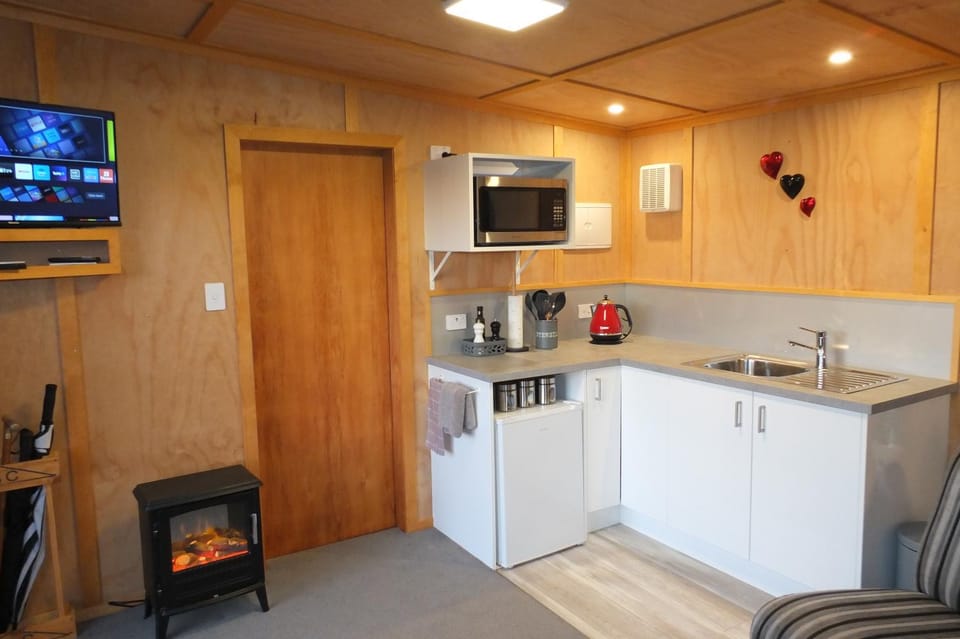 TV and multimedia, Kitchen or kitchenette
