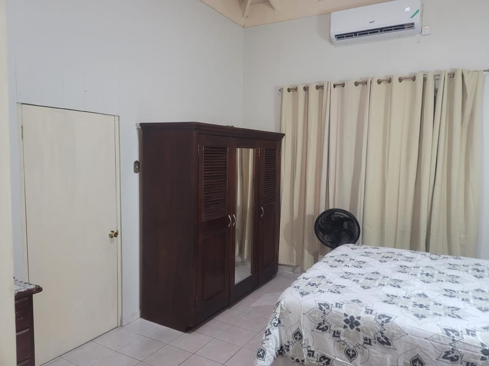 Bedroom, wardrobe