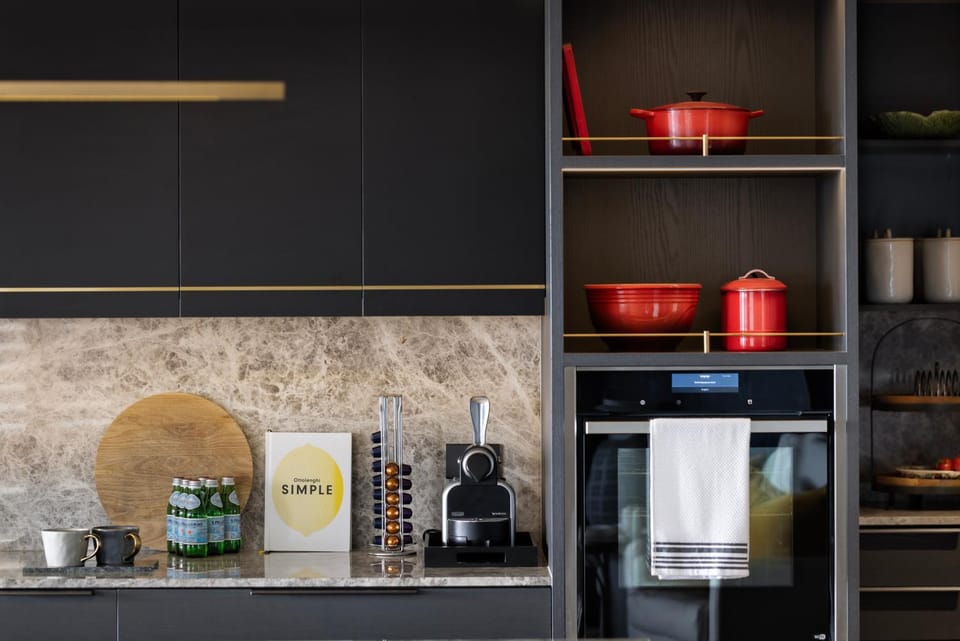 Coffee/tea facilities, kitchen