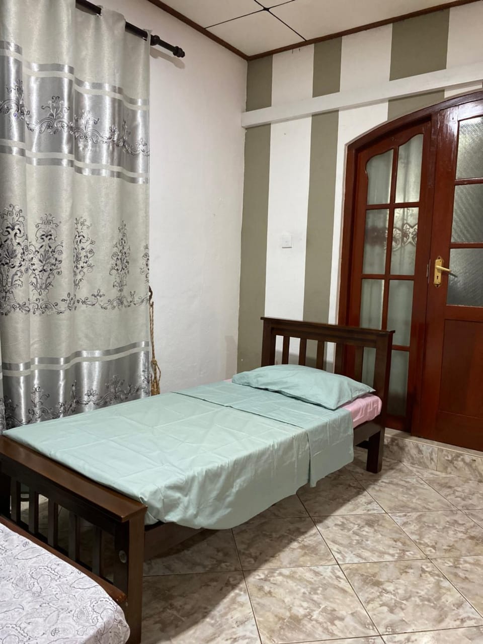 Dona's Villa, Coastal Tropical House House in Negombo