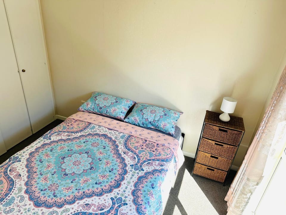 324A Sawyers Arms Road Bed and Breakfast in Christchurch