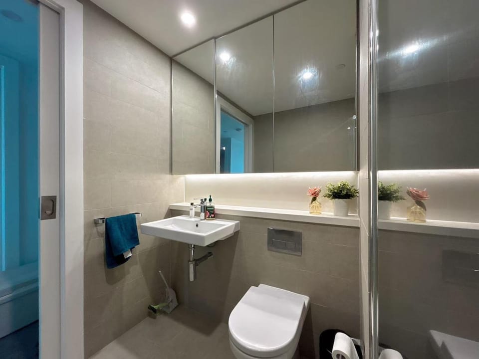 Luxury Sky Escape in Sydney Olympic Park Apartment in Sydney