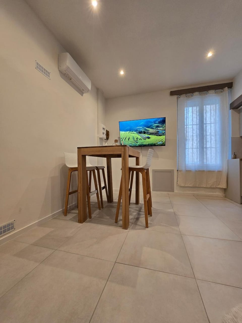studio proche des arènes Apartment in Nimes