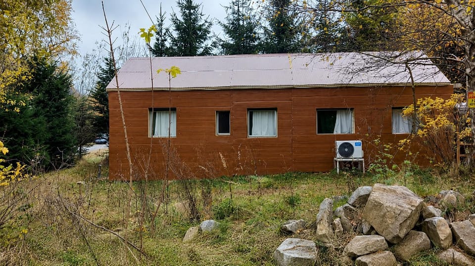 Property building, Natural landscape, Garden, Garden view