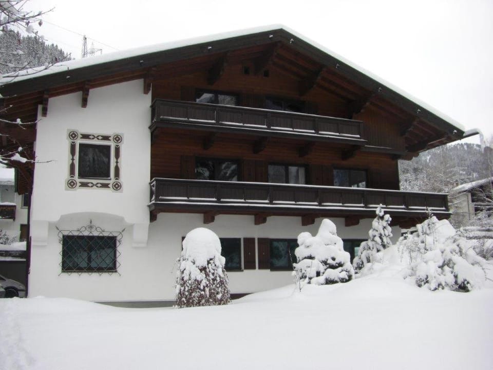 Property building, Winter